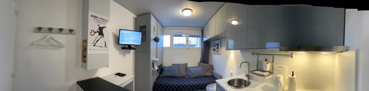 Cabine 17 Cosy Et Calme Au Dessus Du Vieux Port マルセイユ エクステリア 写真